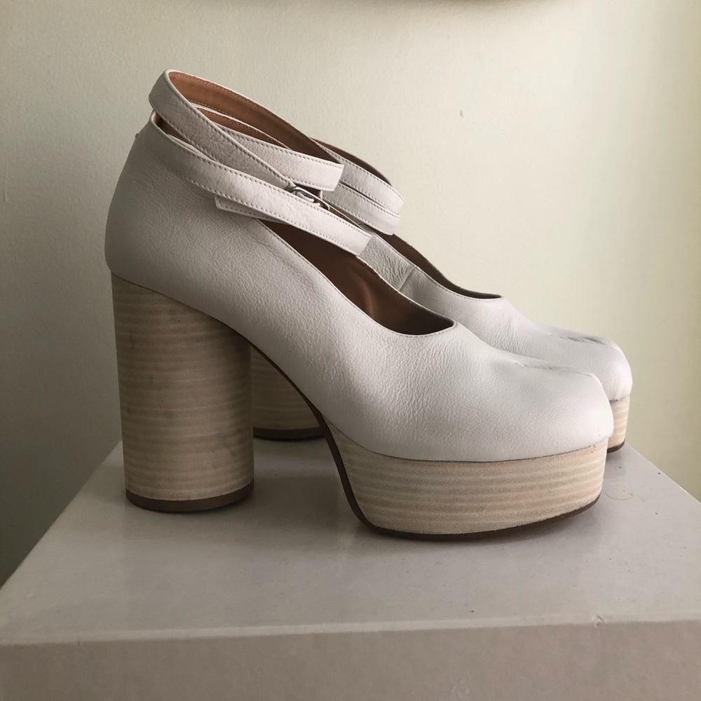 Margiela Tabi platform Mary Janes